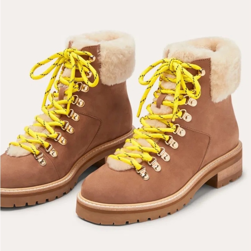 Boden Isadora Hiking Boots, Sz 37 (I wear a 7.5 and they fit perfectly)
